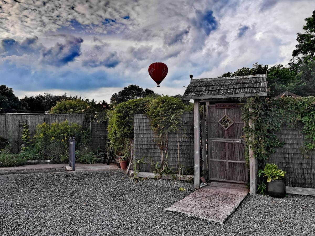 The Garden Lodge Llynclys Exterior foto